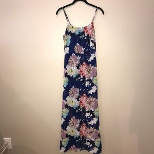 Tropical maxi dress.